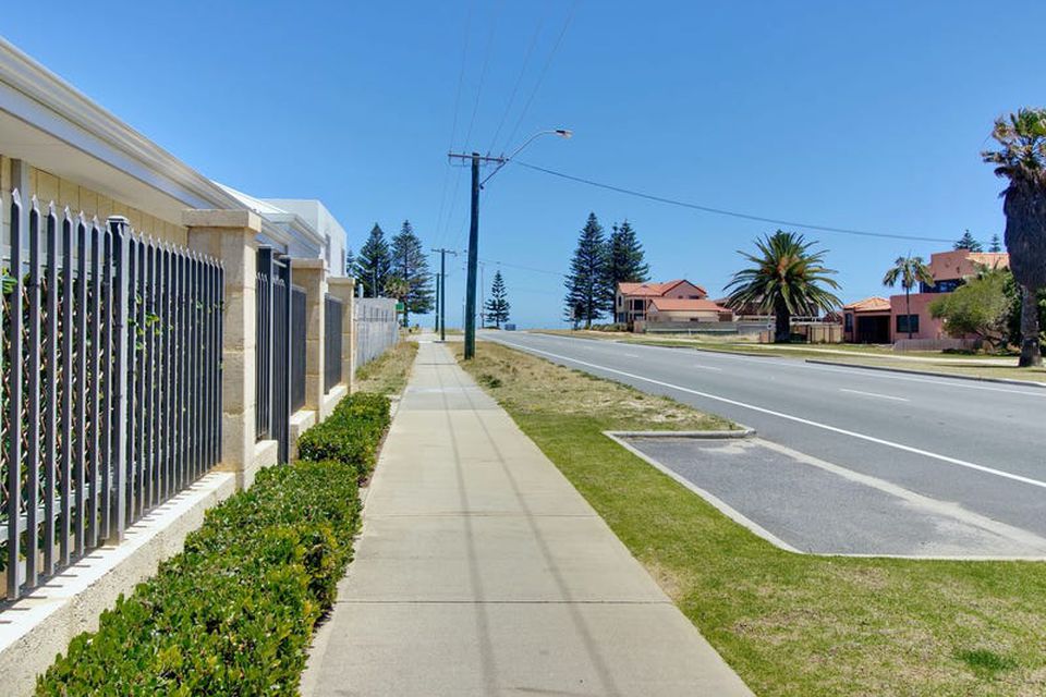 8-19 Malibu Road , Safety Bay