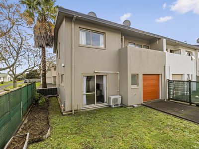 1 Butia Avenue, Henderson