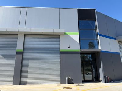 4 Moonah Circuit, Brooklyn