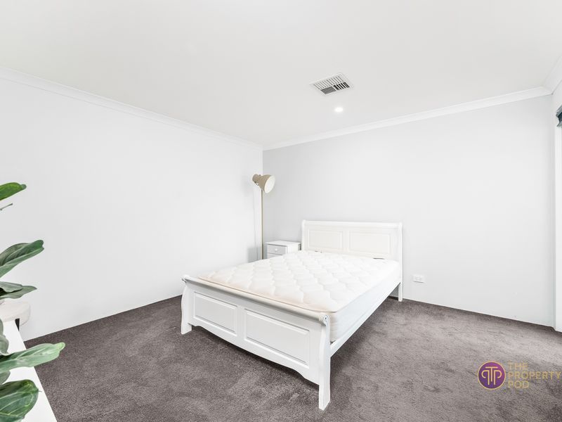 17 Simcoe Way, Caversham