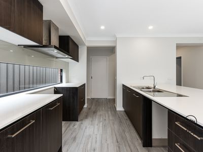 89 Yaralla Circuit, Clyde