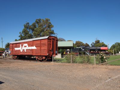 48 Aitken Avenue, Donald