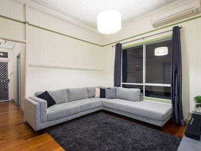 22 Price St, Oxley