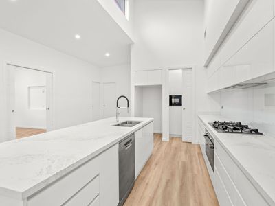 27 Shores Crescent, Diamond Beach