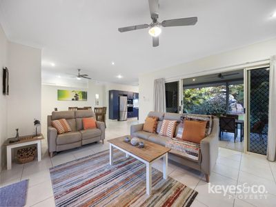 46 Riverwood Drive, Idalia