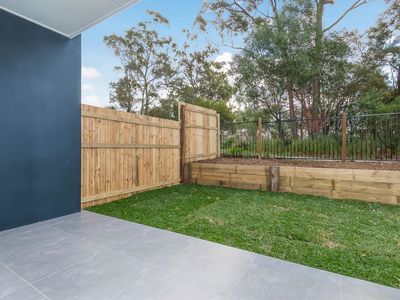 128 Cooper Crescent, Rochedale