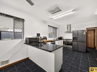 4 Indus Close, Rockingham