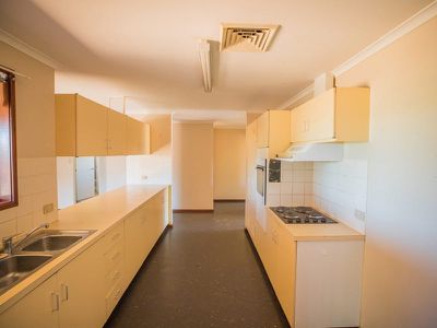 3 Bondini Drive, Newman