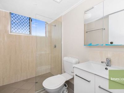 1 / 31 Surrey Street, Hyde Park