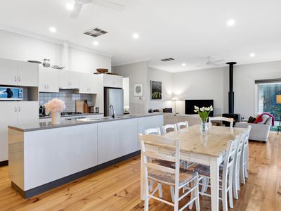 17 Stacey Drive, Carrickalinga