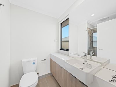 25 Darwinia Avenue, Clyde