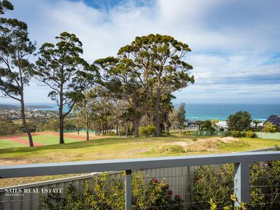 12 / 1 The Fairway, Tura Beach