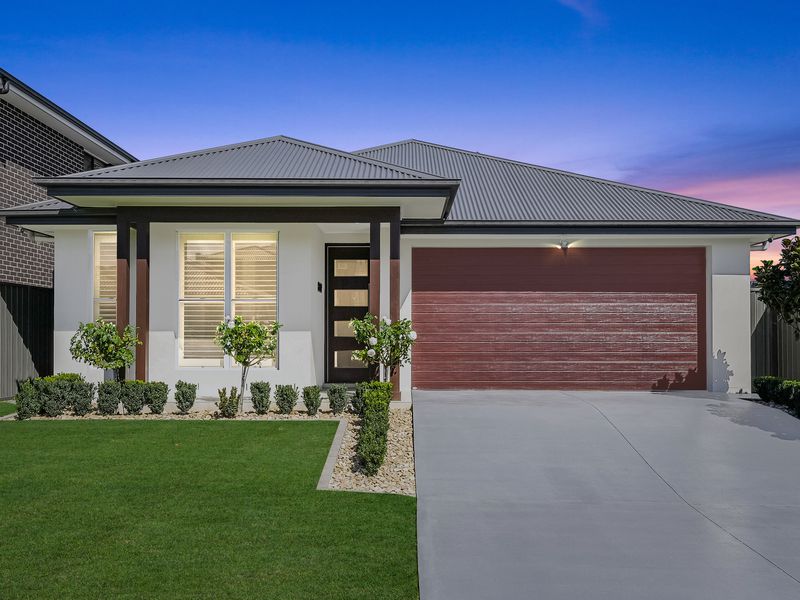18 Galah Way, Spring Farm