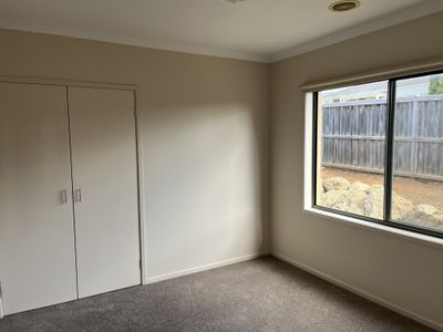 2 Beaujolais Place, Waurn Ponds