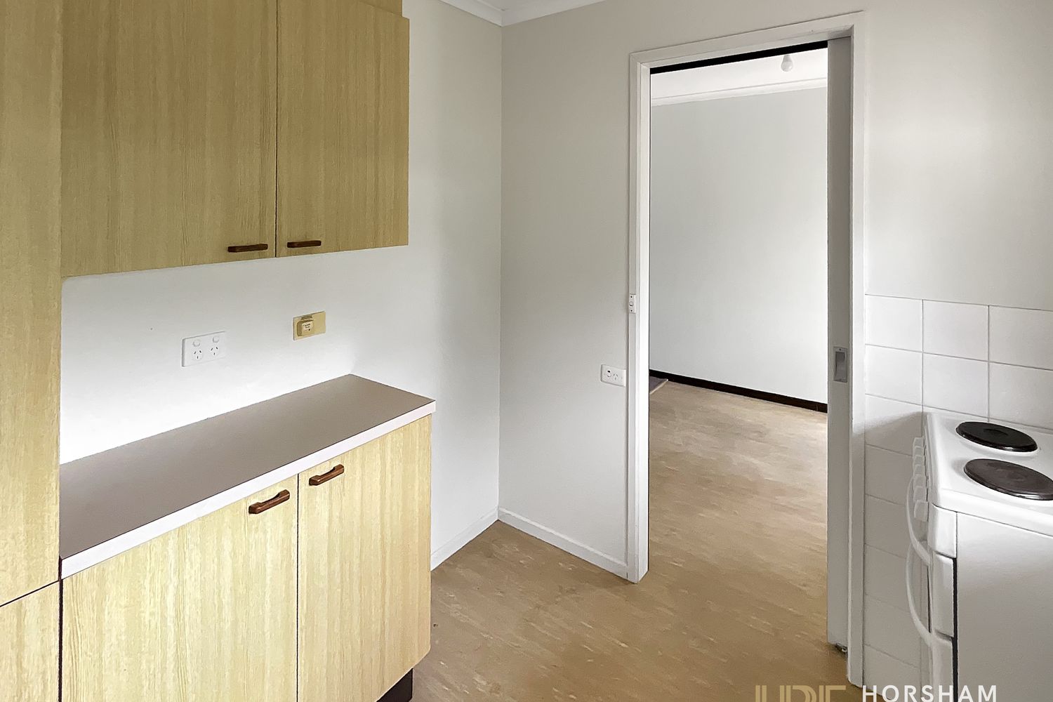 7 Shalom Place, Horsham