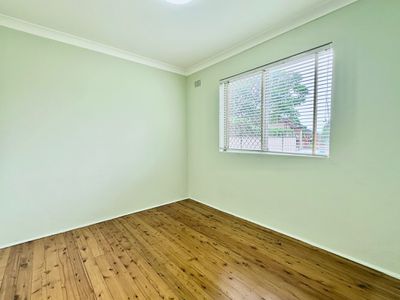 1 / 31 North Parade, Campsie