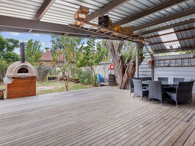 615 Military Road, Largs North