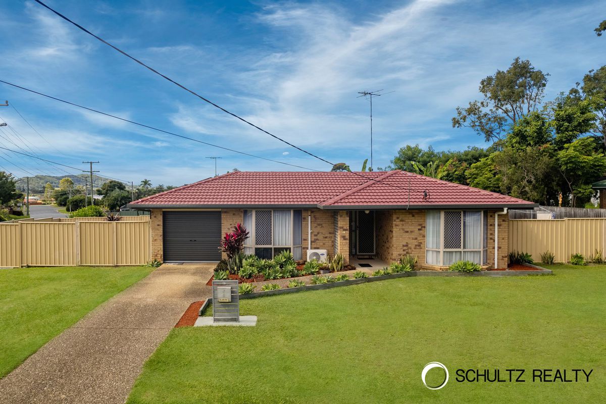 Renovated 3 bedroom home with 2 living areas sitting on a 708m2 corner block with side access.