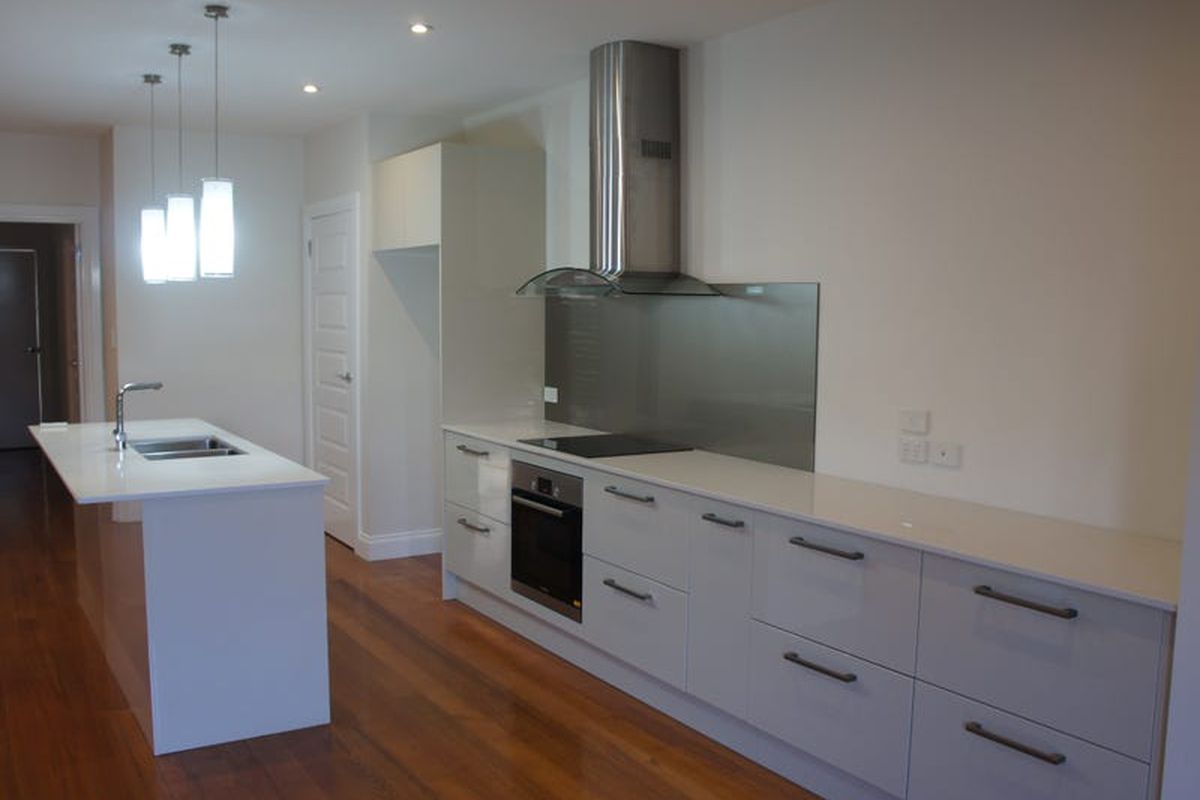 1 / 23 Keelall, Mawson Lakes