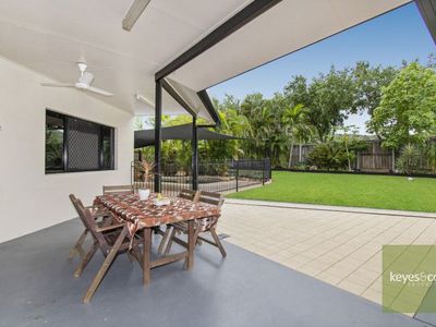 14 Barwin Court, Douglas