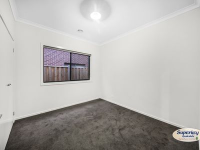 16 Origin Drive, Tarneit