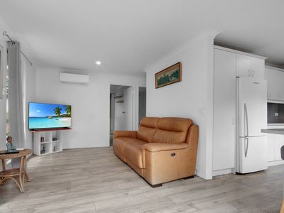 6 Lloyd Place, Mystery Bay