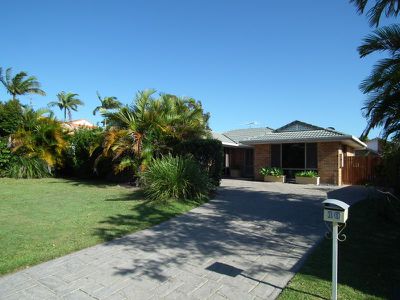 10 Kingston Drive, Banora Point