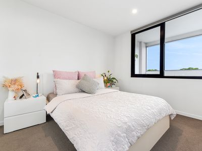UNDER APPLICATION - A309 / 400 Burwood Highway, Wantirna South