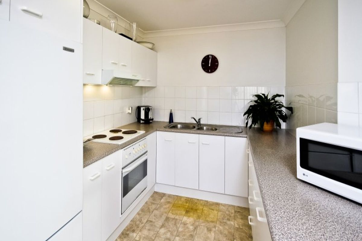 10 / 7 Jennie Cox Close, Erina