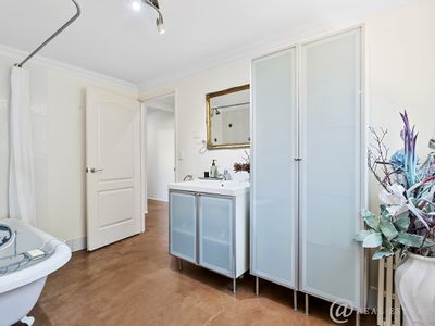 34 Strow Street, Barlows Hill