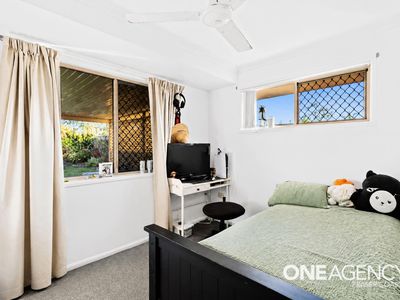 79 Honeysuckle Avenue, Kawungan