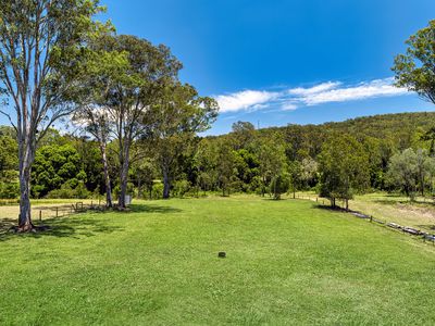 116-128 Karen Court, Tamborine