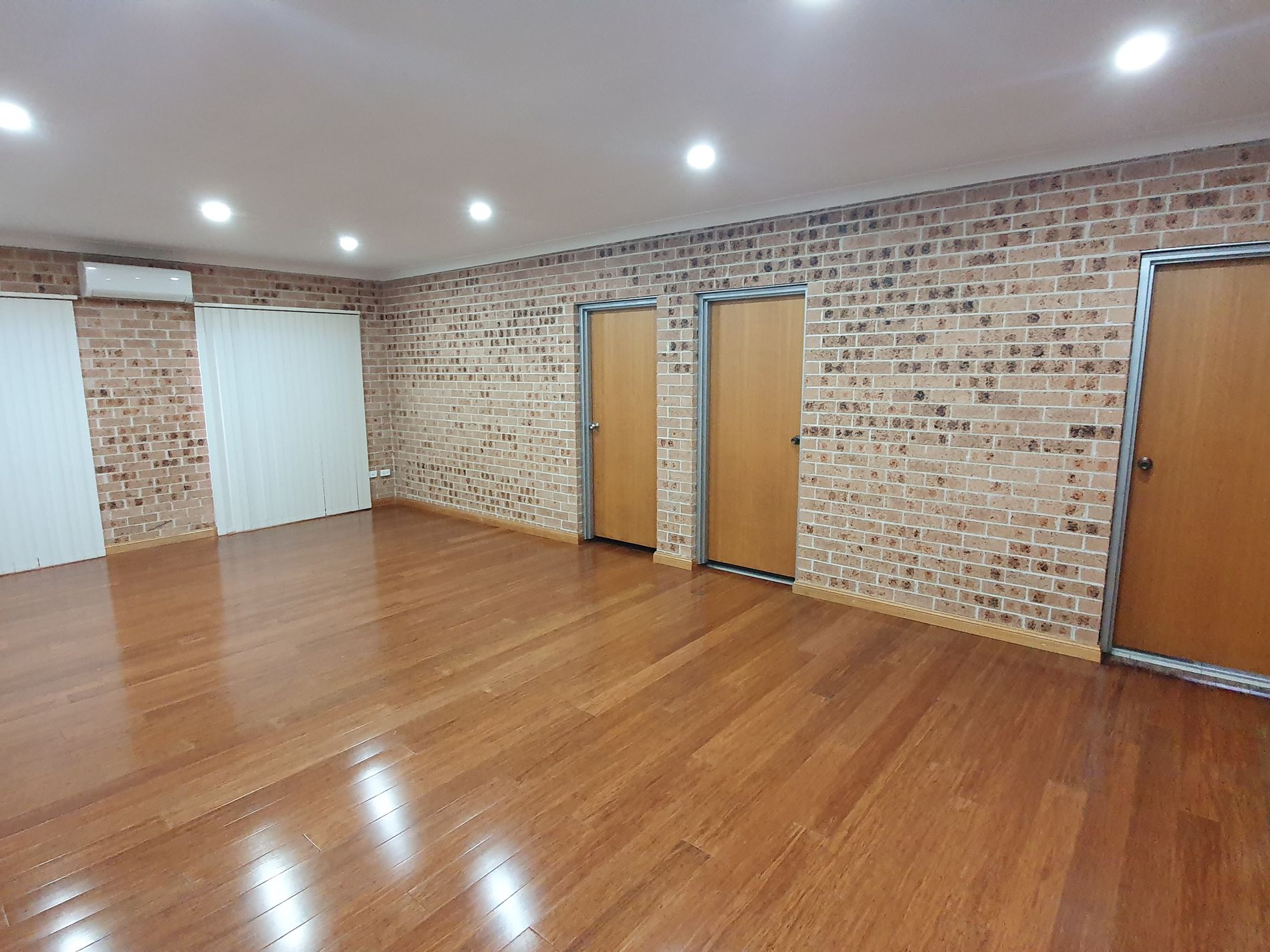 21B Oxford Avenue, Bankstown