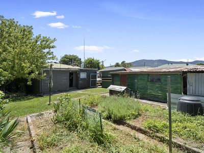 104 Lakeside Avenue, Mount Beauty