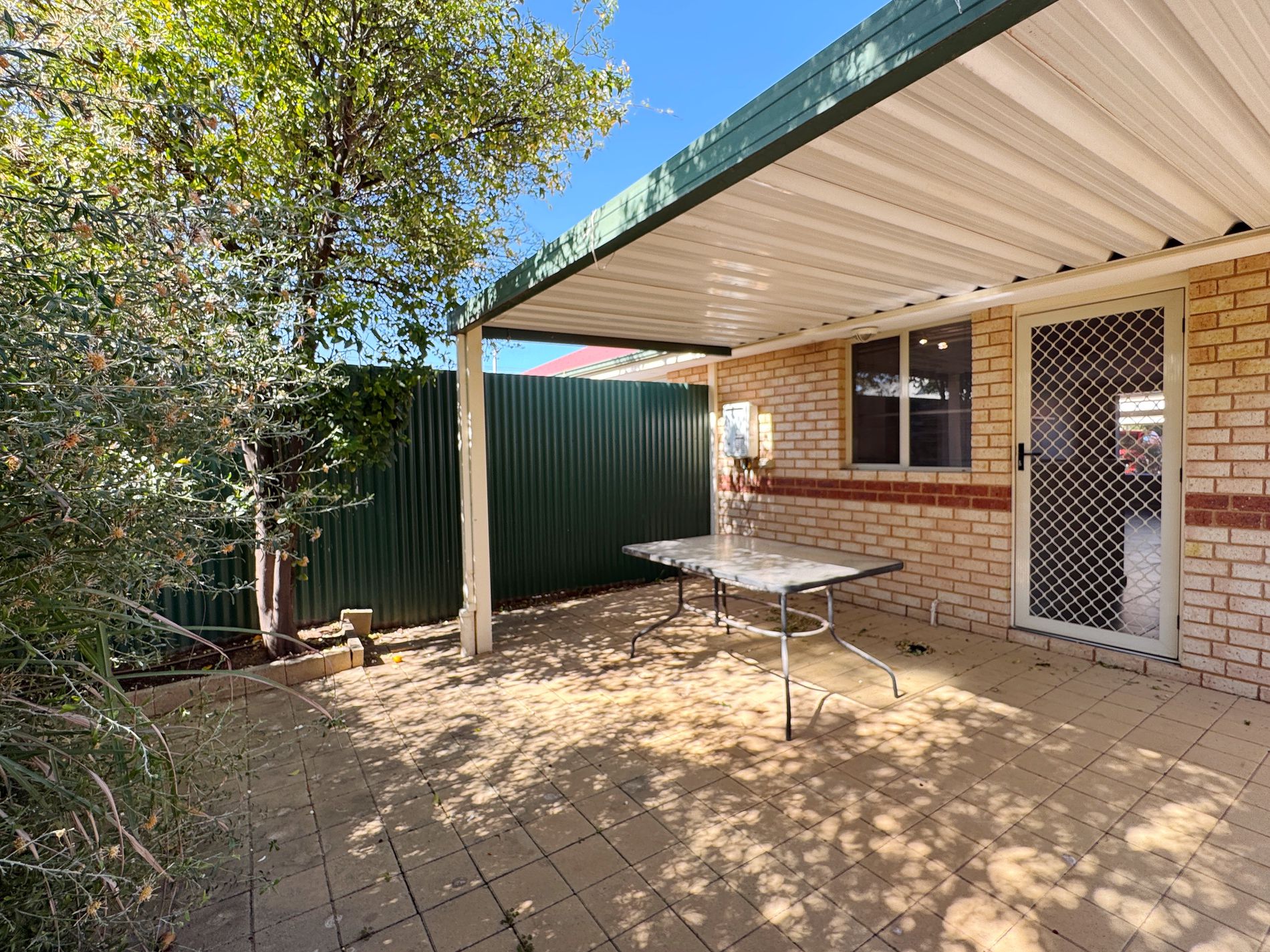 2 / 1 Ochiltree Street, Somerville