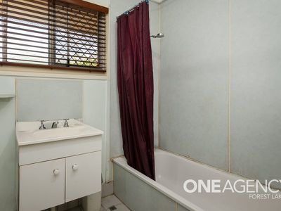 20 Crater St, Inala