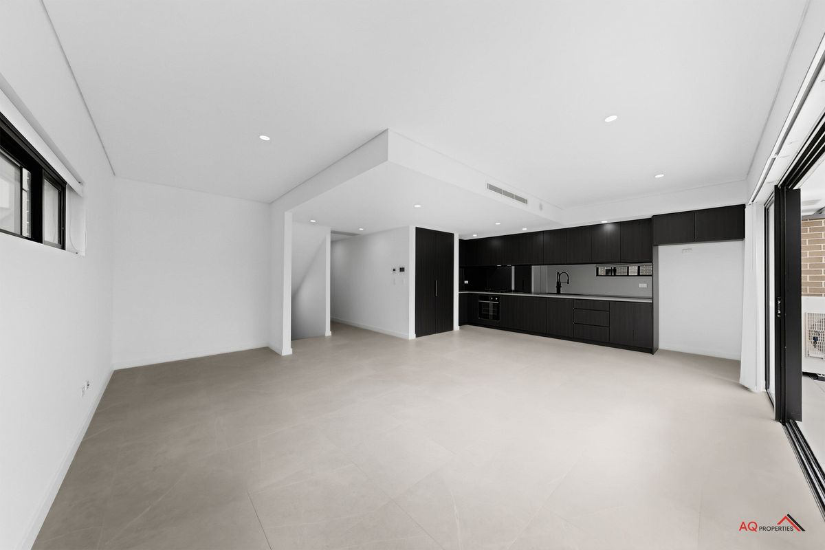 Contemporary Family Living in a Prime Girraween Setting