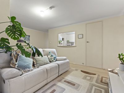 4 / 21 Gretham Road, Westminster