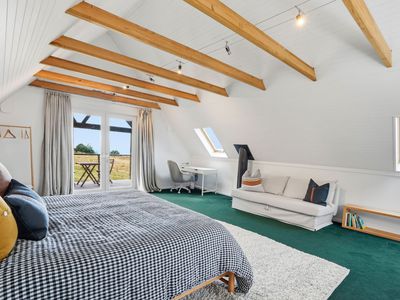 338 Dulcia Road, Gordon