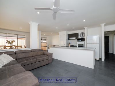 51 Vanderlin Crescent, Ridgewood