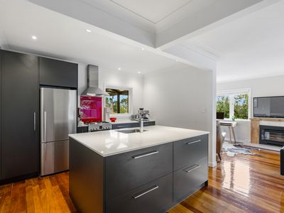 6 Helga Crescent, Te Atatu Peninsula