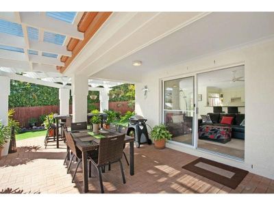 1 Wirra Place, Tewantin