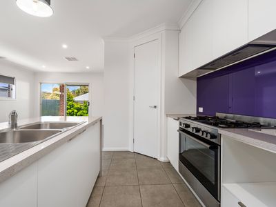 147 STANTON DRIVE, Thurgoona