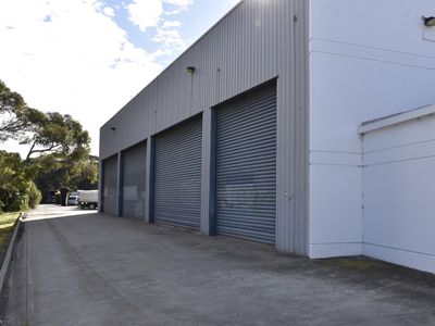 1A & 1B / 105 Main South Road, Morphett Vale