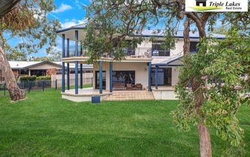 10 Omaru Place, Summerland Point