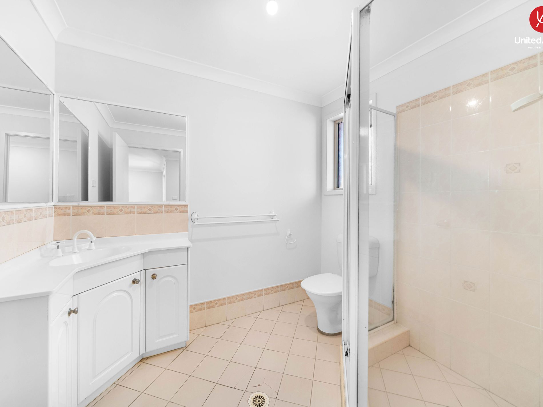 85 EDINBURGH CIRCUIT, Cecil Hills