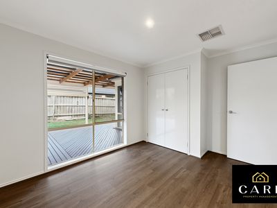 9 Silverwattle Drive, Lyndhurst