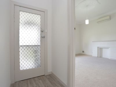 35 Boulder Avenue , Ascot