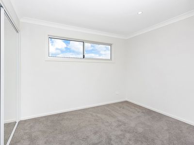 2 / 28 Lord Howe Avenue, Shell Cove
