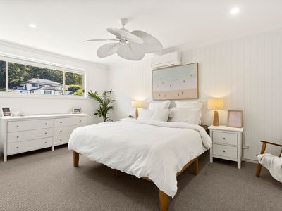 13 Pleasant View Close, Albion Park